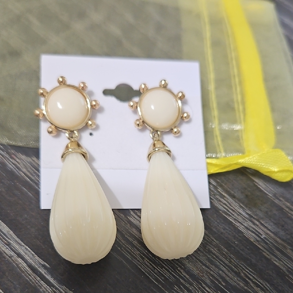 Trina Turk Cream Drop Earrings